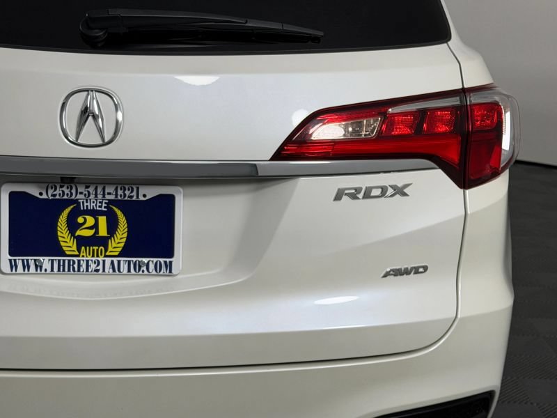 Used 2017 Acura RDX w/ Technology Package AWD/4WD image 60
