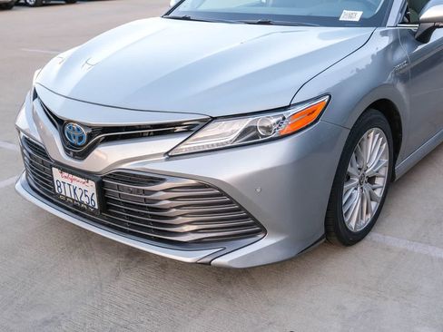 Certified 2020 Toyota Camry XLE w/ Driver Assist Package FWD image 11