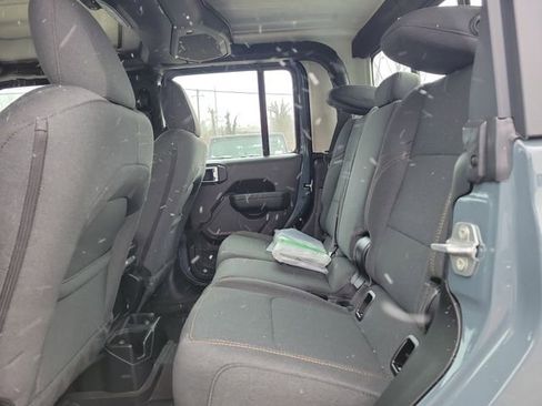 New 2026 Jeep Gladiator Sport image 13