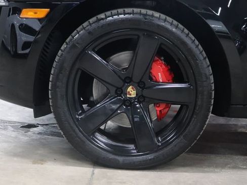 Used 2018 Porsche Macan GTS AWD/4WD image 27