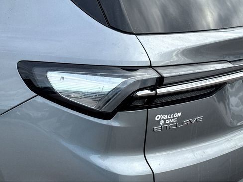New 2026 Buick Enclave Avenir w/ Super Cruise Package FWD image 21