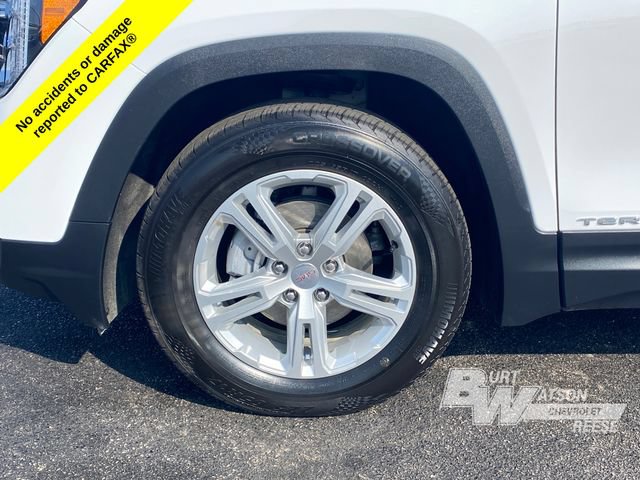 Used 2024 GMC Terrain SLE FWD image 17
