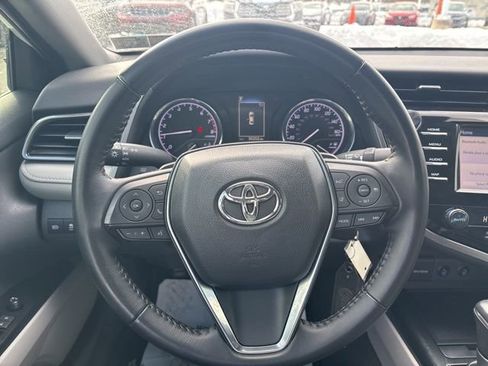 Used 2020 Toyota Camry SE image 23