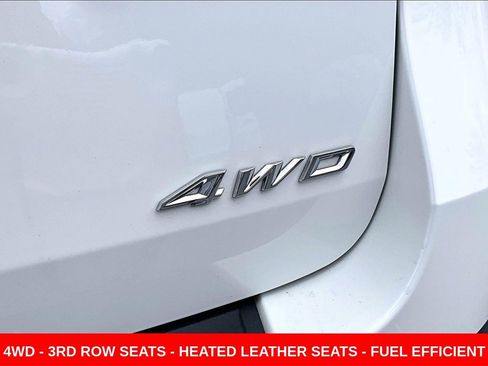 Used 2022 Ford Explorer XLT image 23