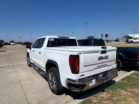 Used 2022 GMC Sierra 1500 SLT w/ SLT Convenience Package RWD image 4