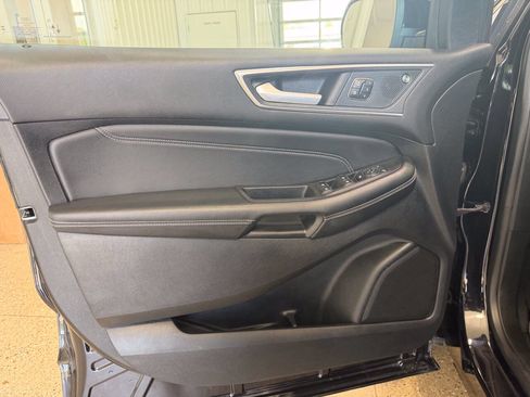 Used 2023 Ford Edge Titanium w/ Cargo Accessory Package AWD/4WD image 22