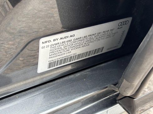 Used 2022 Audi S8 w/ S8 Executive Package AWD/4WD image 26
