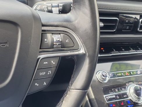 Certified 2023 Lincoln Nautilus Reserve AWD/4WD image 17