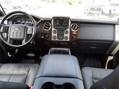 Used 2015 Ford F350 Lariat w/ Lariat Ultimate Package AWD/4WD image 5
