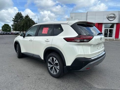 Used 2023 Nissan Rogue SV AWD/4WD image 3