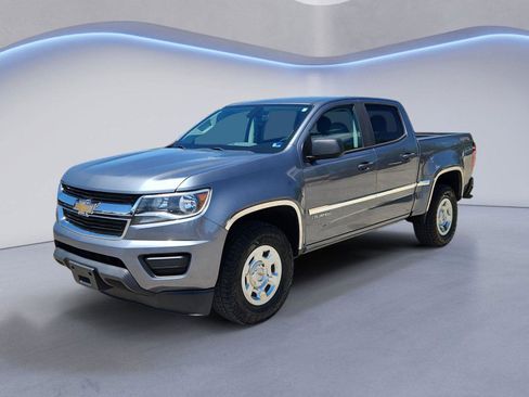 Used 2018 Chevrolet Colorado W/T w/ WT Convenience Package AWD/4WD image 7