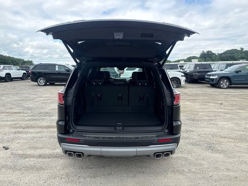 New 2026 GMC Acadia Elevation w/ Elevation Premium Package AWD/4WD image 10