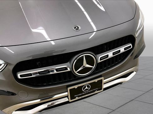 Certified 2025 Mercedes-Benz GLA 250 4MATIC image 29