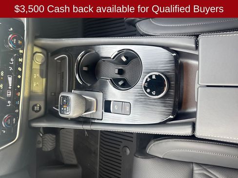 New 2026 Nissan Rogue Platinum w/ Platinum Premium Package AWD/4WD image 28