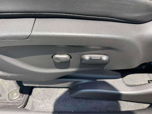 Used 2022 Buick Encore Preferred w/ Safety Package AWD/4WD image 18