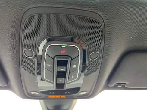 Used 2021 Audi Q5 Premium w/ Convenience Package image 32