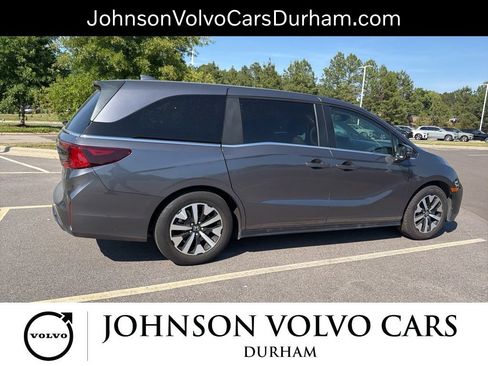 Used 2025 Honda Odyssey EX-L image 10
