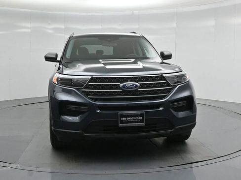 Certified 2023 Ford Explorer XLT RWD image 53