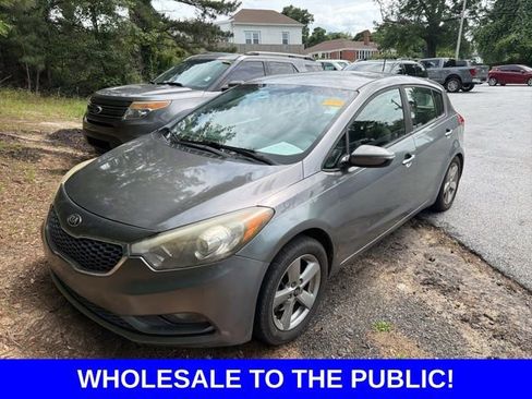 Used 2016 Kia Forte LX FWD image 1