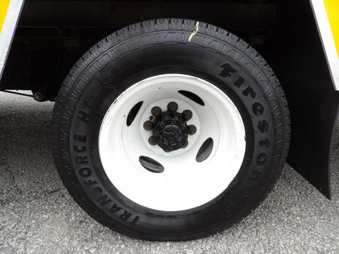 Used 2021 Ford E-350 and Econoline 350 Super Duty RWD image 45