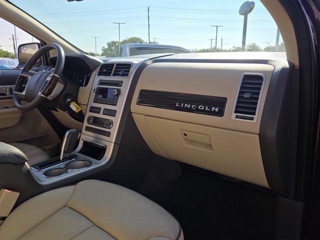Used 2010 Lincoln MKX 2WD image 4