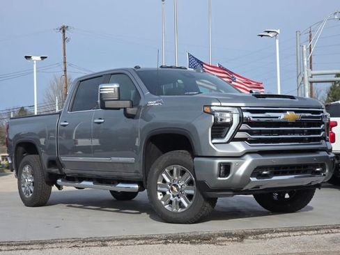 New 2026 Chevrolet Silverado 2500 High Country AWD/4WD image 2
