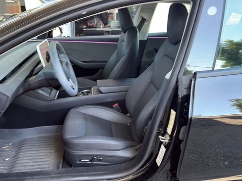 Used 2024 Tesla Model 3 Standard Range RWD image 3