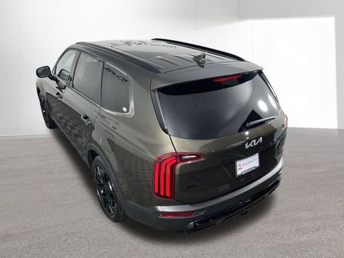 Used 2022 Kia Telluride SX w/ SX Prestige Package image 40