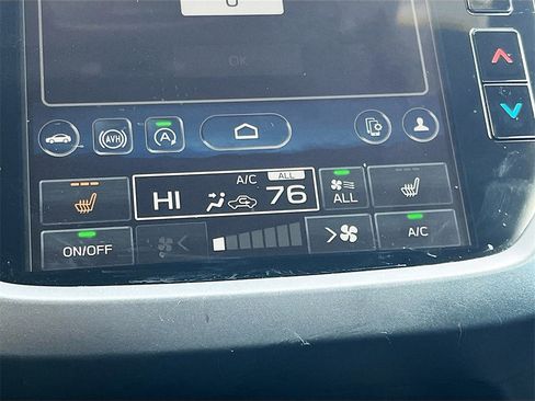 Used 2025 Subaru Forester Limited image 19