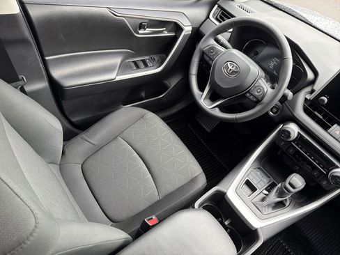 Used 2023 Toyota RAV4 XLE w/ XLE Grade Weather Package image 13