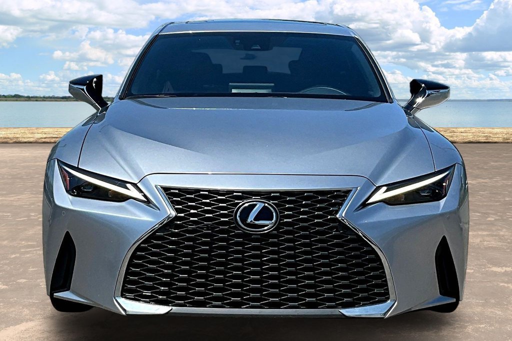 Used 2024 Lexus IS 300 w/ Comfort Package RWD image 2