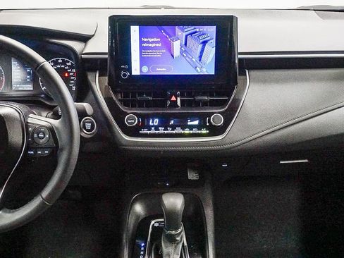 Used 2024 Toyota Corolla SE image 15