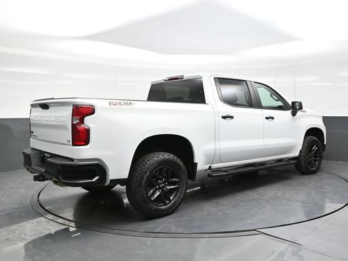 Used 2023 Chevrolet Silverado 1500 LT Trail Boss w/ Protection Package AWD/4WD image 7
