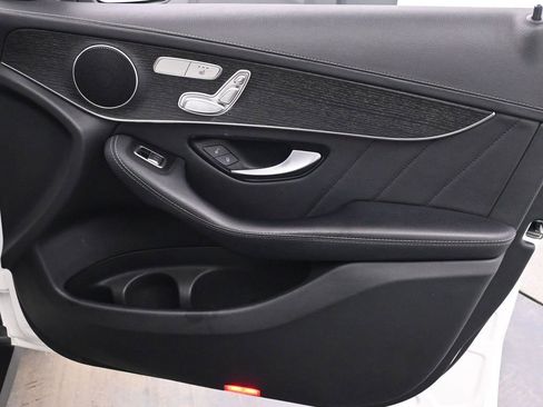 Used 2023 Mercedes-Benz GLC 300 4MATIC Coupe image 22