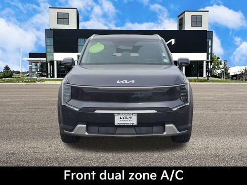 New 2026 Kia EV9 Wind image 4