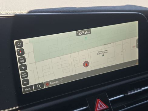Used 2025 Kia Niro Wave FWD image 30