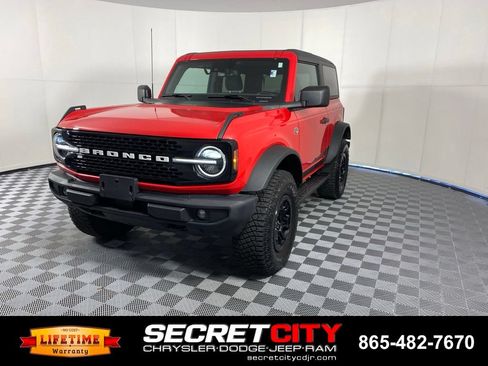 Used 2022 Ford Bronco Wildtrak AWD/4WD image 3