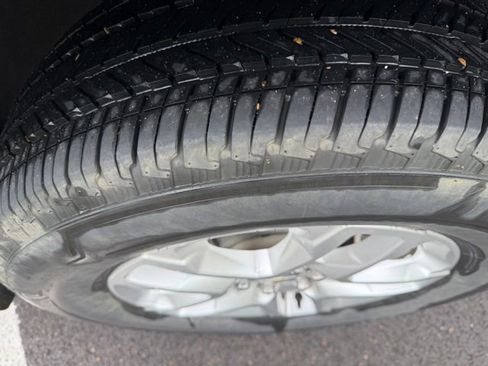 Used 2019 Chevrolet Traverse LT FWD image 5