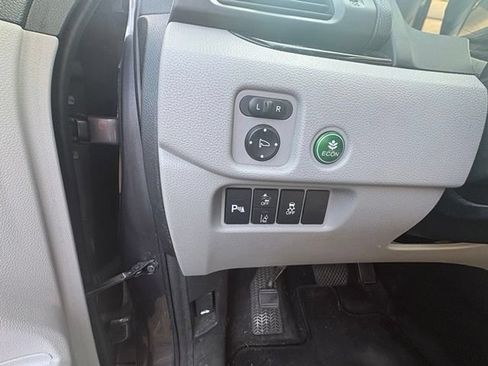 Used 2019 Honda Pilot Touring image 6