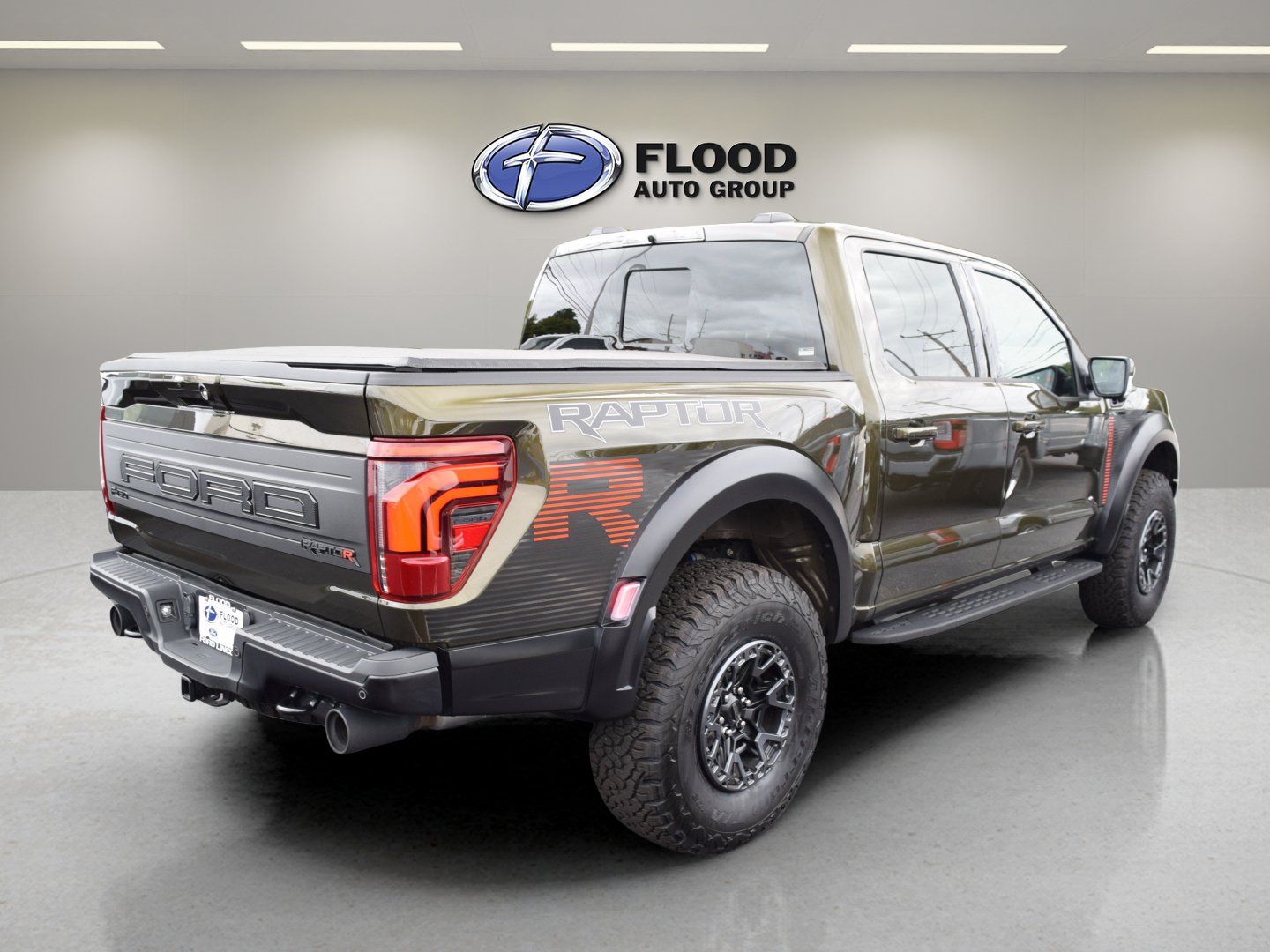 Used 2025 Ford F150 Raptor w/ Equipment Group 803A Raptor R AWD/4WD image 4
