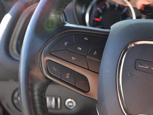 Used 2023 Dodge Challenger SXT image 16