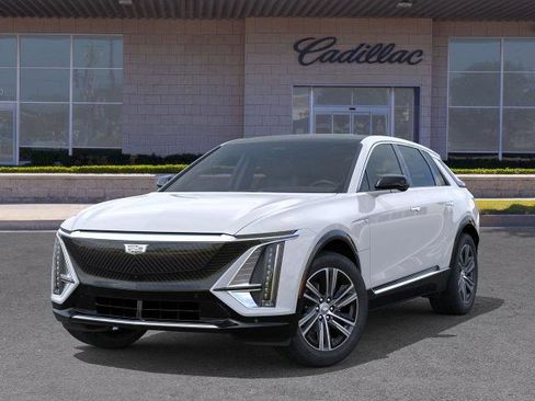 New 2026 Cadillac Lyriq Luxury image 6