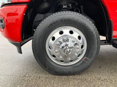 New 2026 RAM 3500 Laramie w/ Max Tow Package image 30