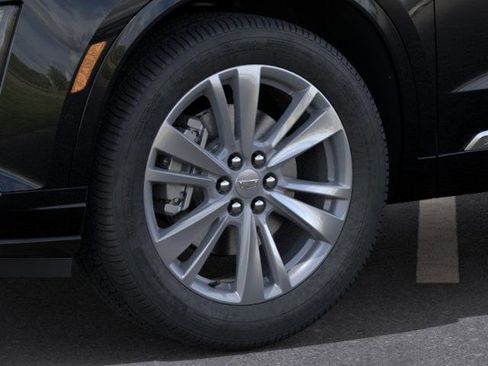 New 2024 Cadillac XT6 Premium Luxury w/ Technology Package image 9
