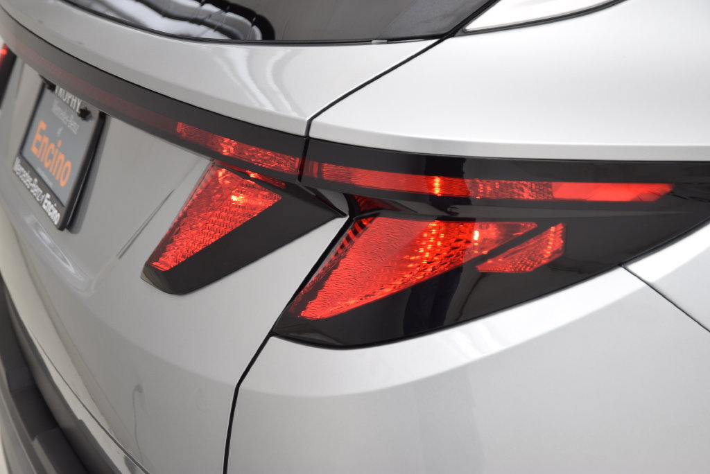 Used 2025 Hyundai Tucson SEL FWD image 14