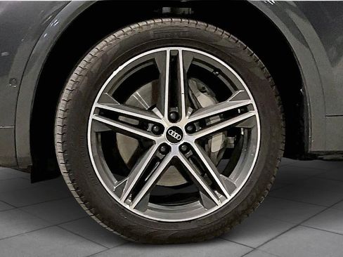 Used 2021 Audi Q5 e Prestige w/ Prestige Package image 10