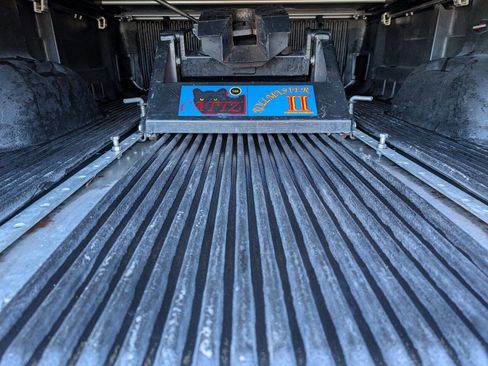 Used 1999 Ford F350 XLT image 17