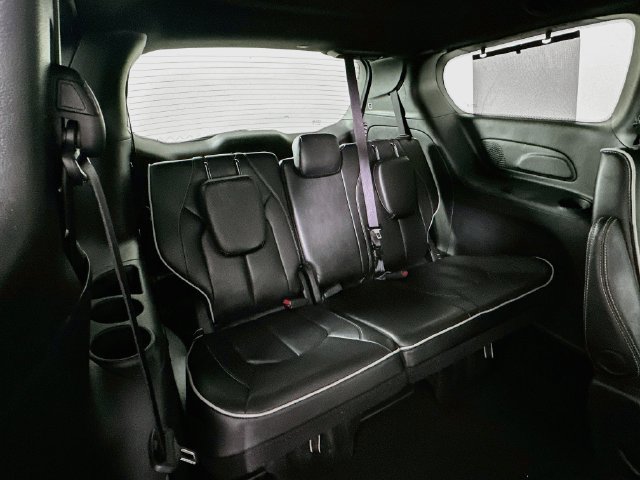 Used 2025 Chrysler Pacifica Limited FWD image 29