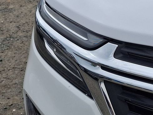 Used 2022 Chevrolet Equinox LT AWD/4WD image 35