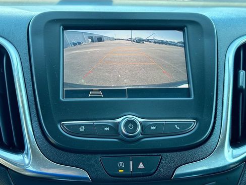 Used 2024 Chevrolet Equinox LT FWD image 15